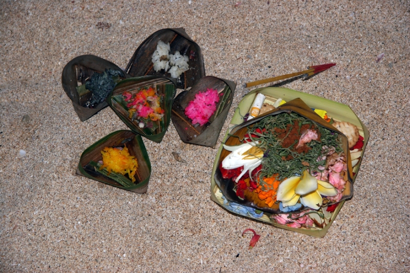 Jimbaran. Offerings, Bali Jimbaran Indonesia.jpg - Indonesia Bali Jimbaran. Offerings